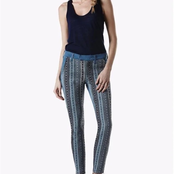 Seven7 For All Mankind Mahlia Kent The Side Zip Pierced Blue Jeans in 28 - Picture 1 of 13